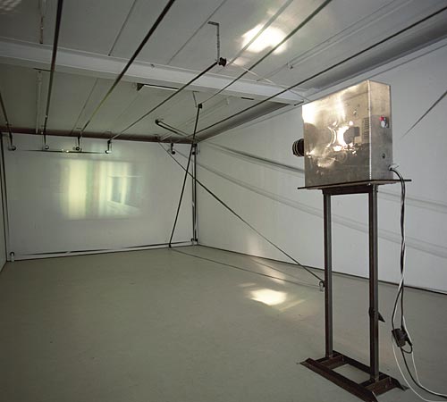Rosa Barba: Pirate Rooms :: Film installation, 2002