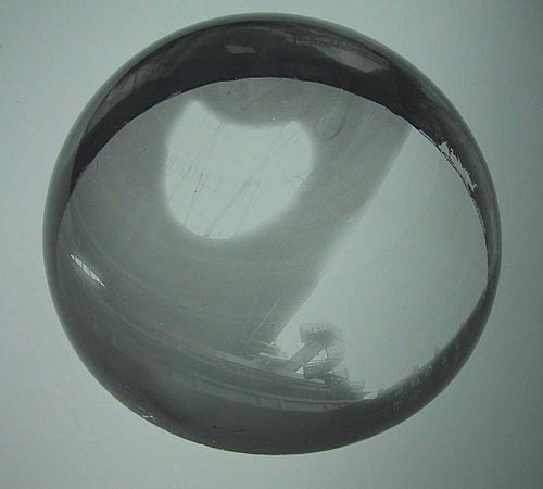 Csrg, Attila: Fl-tr :: Hemi-Sphere :: Photo, plexiglas, emulsion, 2001