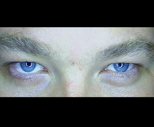 Ravasz, András: Eye-Survey :: Video installátion, 2002